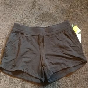 Shorts NWT
